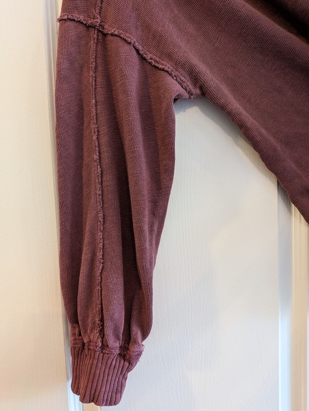 Anthropologie Pilcro Oversized Sweatshirt Red Burgundy Bohemian Distressed Sz S - Picture 8 of 16